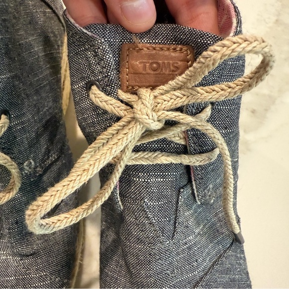 Toms Desert LaceUp Espadrille Wedges Ankle Booties Womens Size 8 Black Chambray - Picture 10 of 10